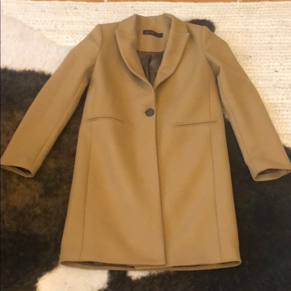 Zara Women’s Camel Coat